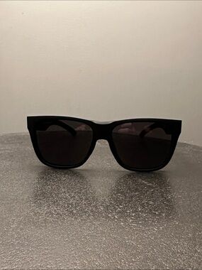 Smith Optics Lowdown 2 Matte Black | ChromaPop Glass Polarized Black Lenses